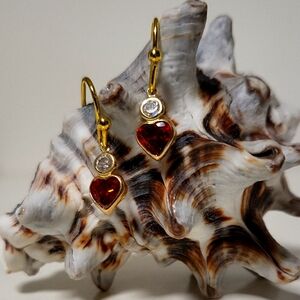 Dainty brilliant Garnet earrings